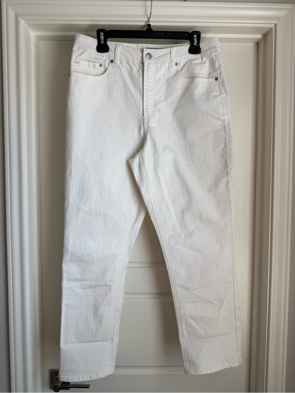 Frye Cropped Straight Jeans